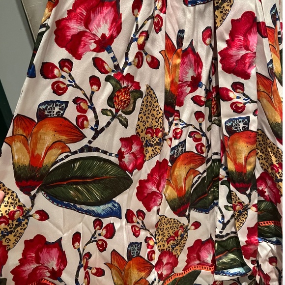 We are Leone cover-up dress 100% silk - Picture 4 of 5